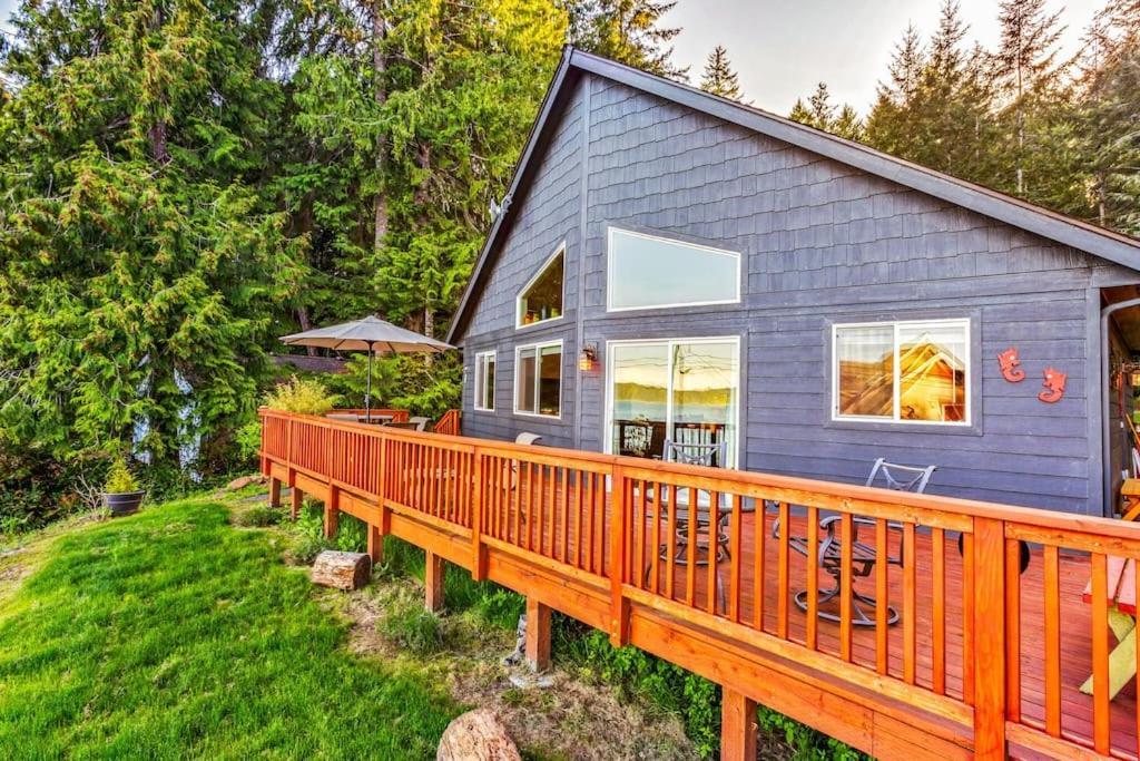 Seal Rock Cottage Brinnon Exterior photo